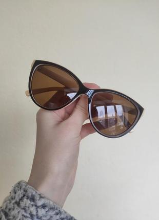 Поляризованные очки лисички из пластика бежево-коричневые