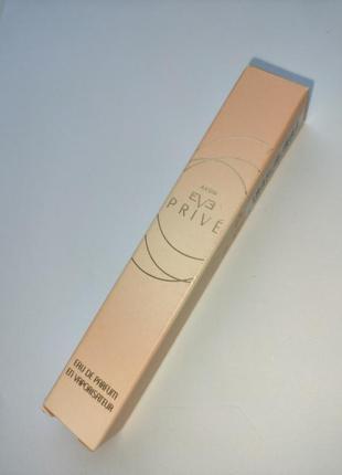 Парфумована вода avon eve prive