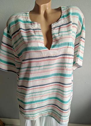 Блуза із змішаної лляної тканини.