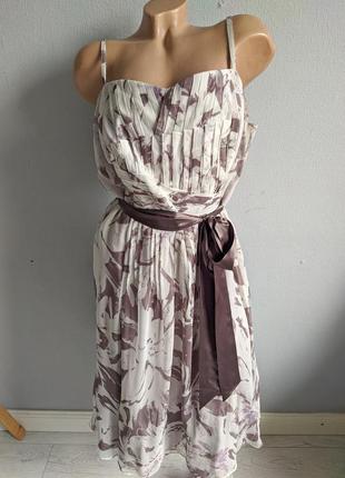 Сукня-сарафан із 100% натурального шовку.