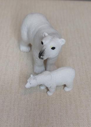Фигурка белый медведь с детёнышем