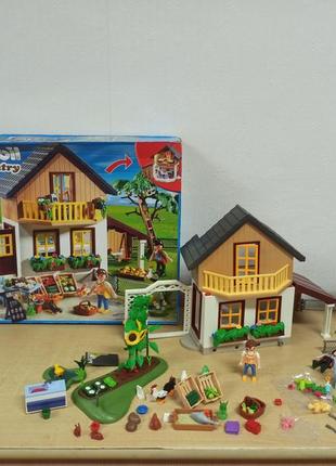 Домик playmobil с фермерским магазином и множеством аксессуаров