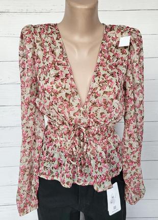 Блуза укороченная с цветочным принтом stradivarius.