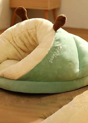 Тепле ліжко для кішки, собаки у формі капця.