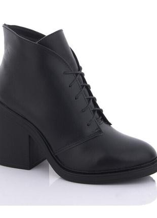 Зимові черевики жіночі AMIR 33145K/38 Чорні 38 розмір