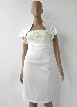 Нарядное платье с вышивкой лентами 42 размера (36 евроразмер).