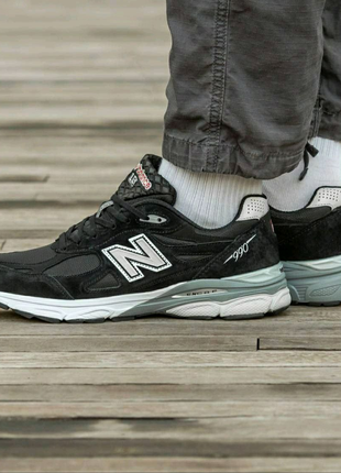 Чоловічі кросівки New Balance 990 v3