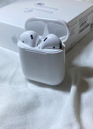 Apple AirPods 2