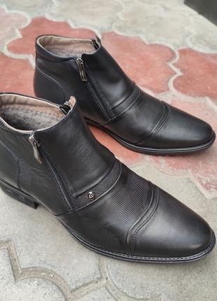 Шкіряні чорні черевики на двох замках 39 - 45 розмір
