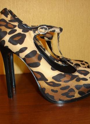 Леопардовые туфли на высоком каблуке "love label"