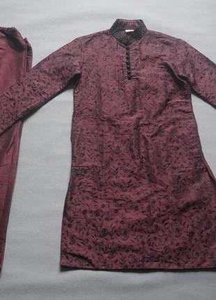 Индийская восточная одежда для мальчиков 12-14 лет. туника. сари.