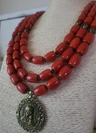 Авторское трехрядное ожерелье "богородица" из натурального кор...