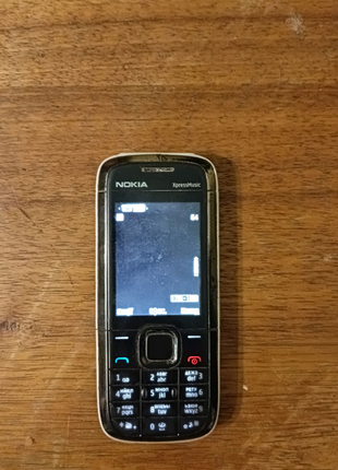 Nokia 5130c-2