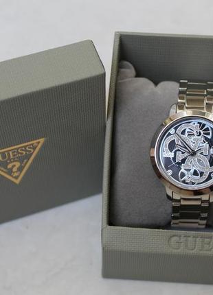 Часы guess