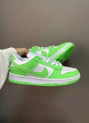 Кросівки Nike SB Dunk Low Green Glow