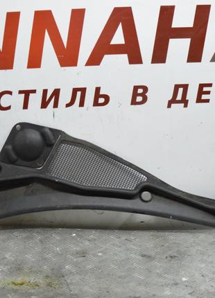 Пластик под лобовое стекло левое Renault Laguna II 2000-2007 Р...