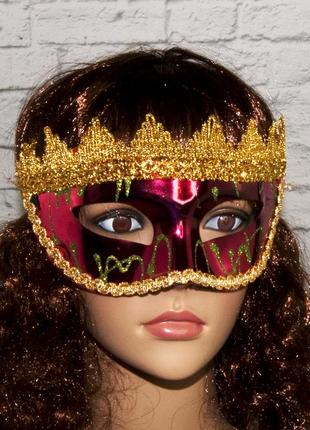 Венецианская маска карнавальная женская вероника бордовая