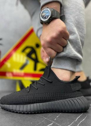 Кроссовки adidas yeezy total black