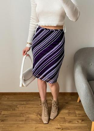 Женская юбка фиолетовая в полоску