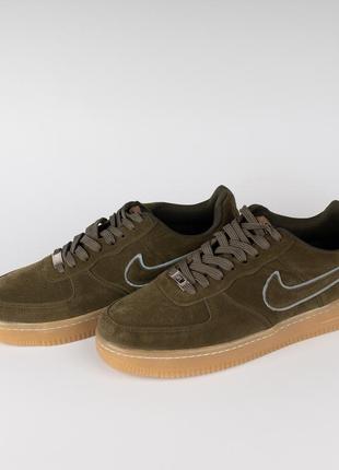 Хаки кроссовки для мужчины. nike air force 1 (темно-зеленые, м...