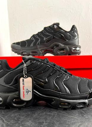 Nike air max plus tn black (черные)