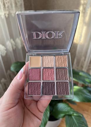 Палетка теней для век dior backstage eye palette