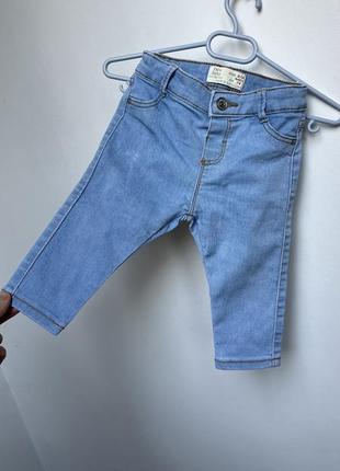 Красивезні джинси без потертостей