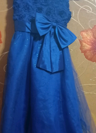 Синя Сукня з Блискавками