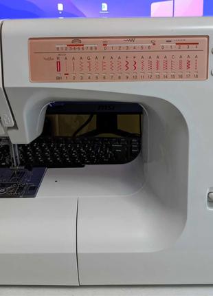 Новая швейная машина Janome Decor Excel 5018