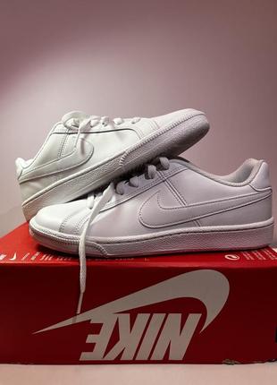 Нові оригінальні кеди wmns nike court royale