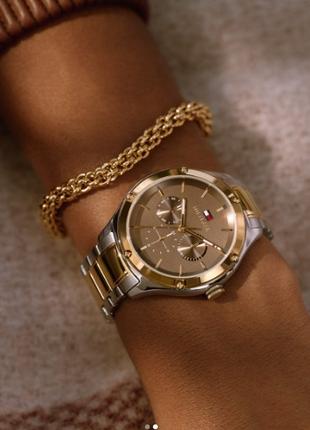 Tommy Hilfiger Жіночий спортивний годинник із двоколірним брас...