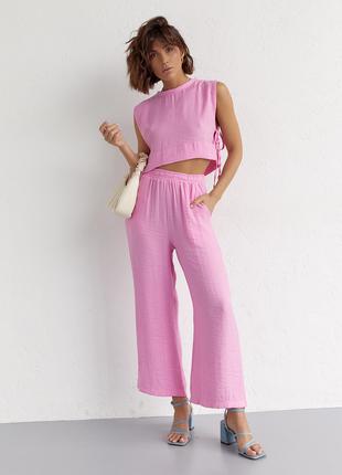 Летний женский костюм с брюками и топом с завязками - розовый ...