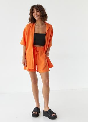 Летний костюм с удлиненной рубашкой и шортами - оранжевый цвет, M
