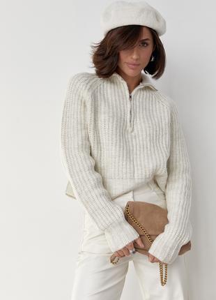 Жіночий трикотажний светр oversize з коміром на блискавці - мо...
