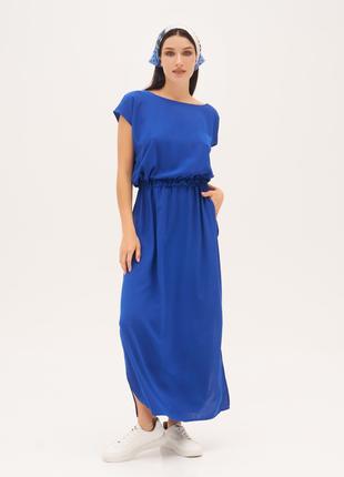 Синее платье с фигурным вырезом на спинке, размер S