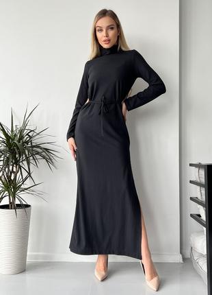 Черное длинное платье с боковыми вырезами, размер S