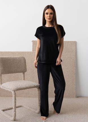 Черная велюровая пижама со свободными брюками, размер S