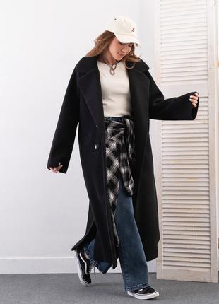 Черное удлиненное пальто с разрезами, размер XXL