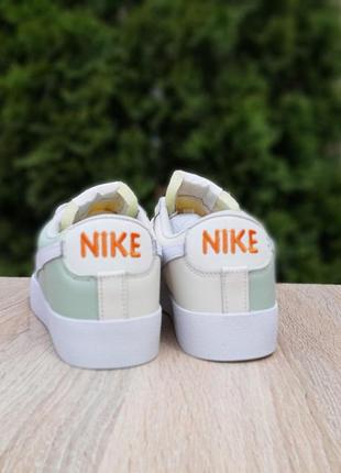 Женские кроссовки nike blazer бежеві з бірюзовим