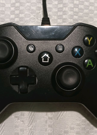 Проводной игровой геймпад X-one черный для игровой приставки и PC