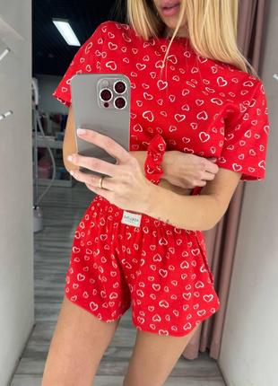 Женская красная пижама с сердечками футболка+ шорты