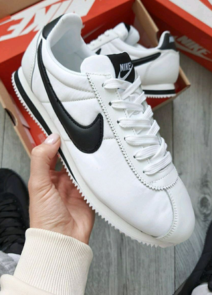 Чоловічі кросівки Nike Cortez