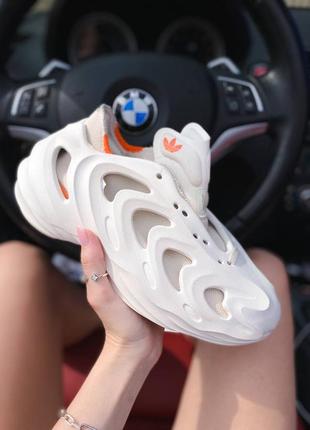 Кроссовки adidas adifom quake white orange