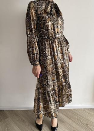Платье zara из новой коллекции принт рептилия змеиное
