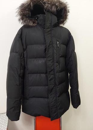 Зимняя куртка пуховик черна р 52 очень теплая.