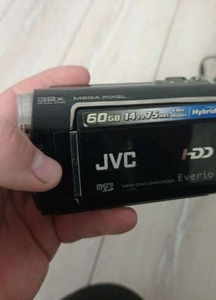 Відеокамера JVC