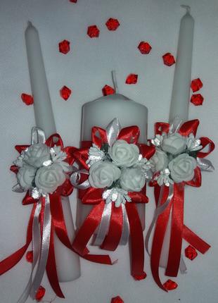 Красный комплект свадебных свечей "Букет"