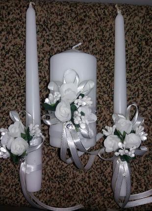 Белый комплект свадебных свечей "Букет"