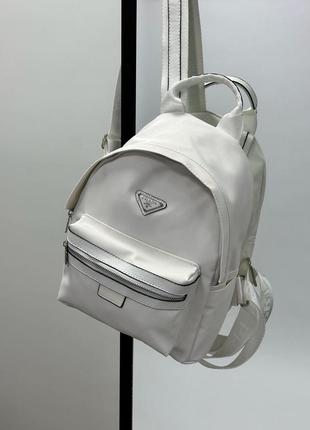 Женский рюкзак prada re-nylon small backpack white