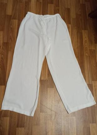 Белые брюки муслин вискозы жатс ткань
